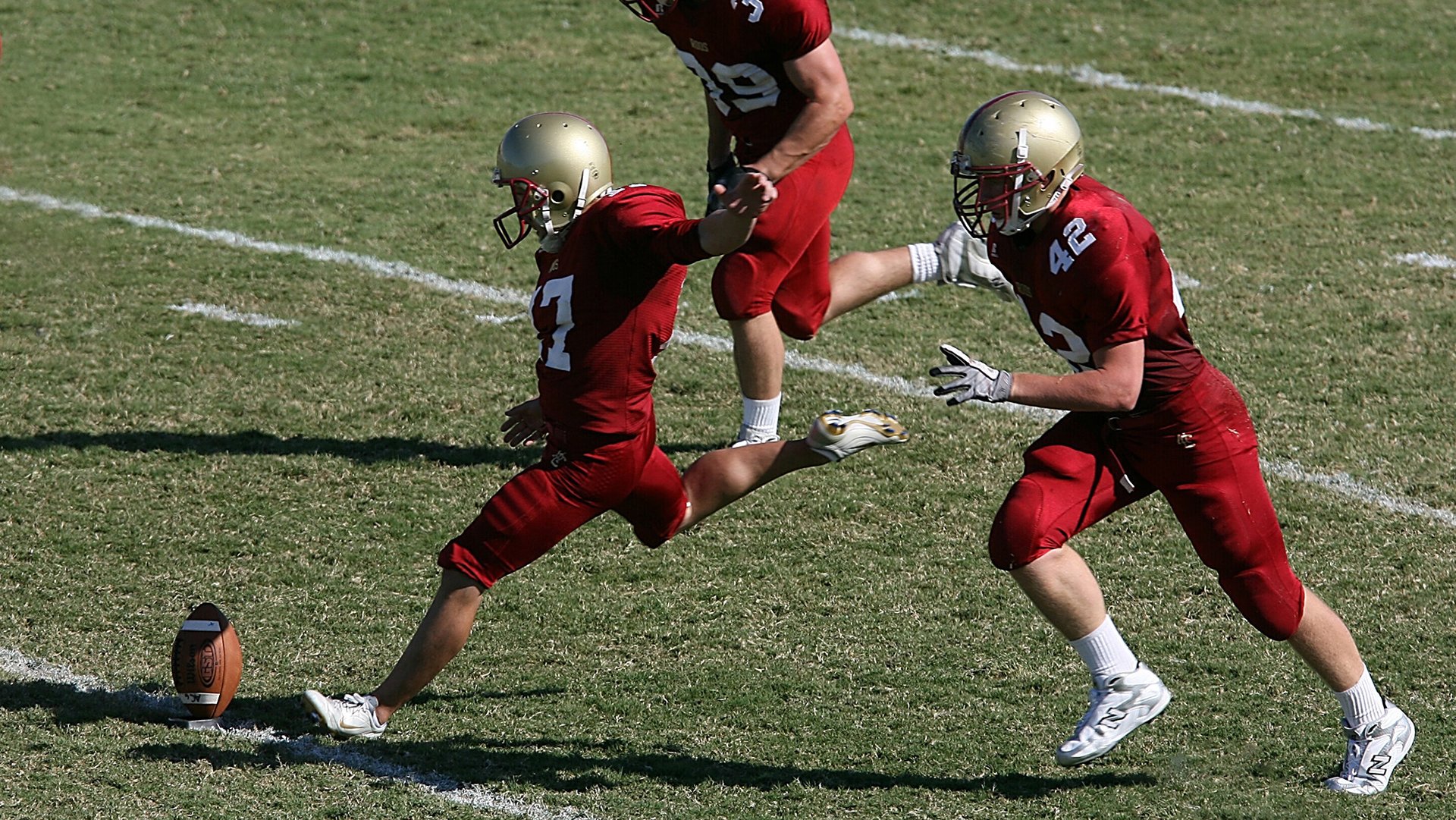 爱游戏资讯-“逆境中的冠军:车手如何在极端条件下坚持到底”