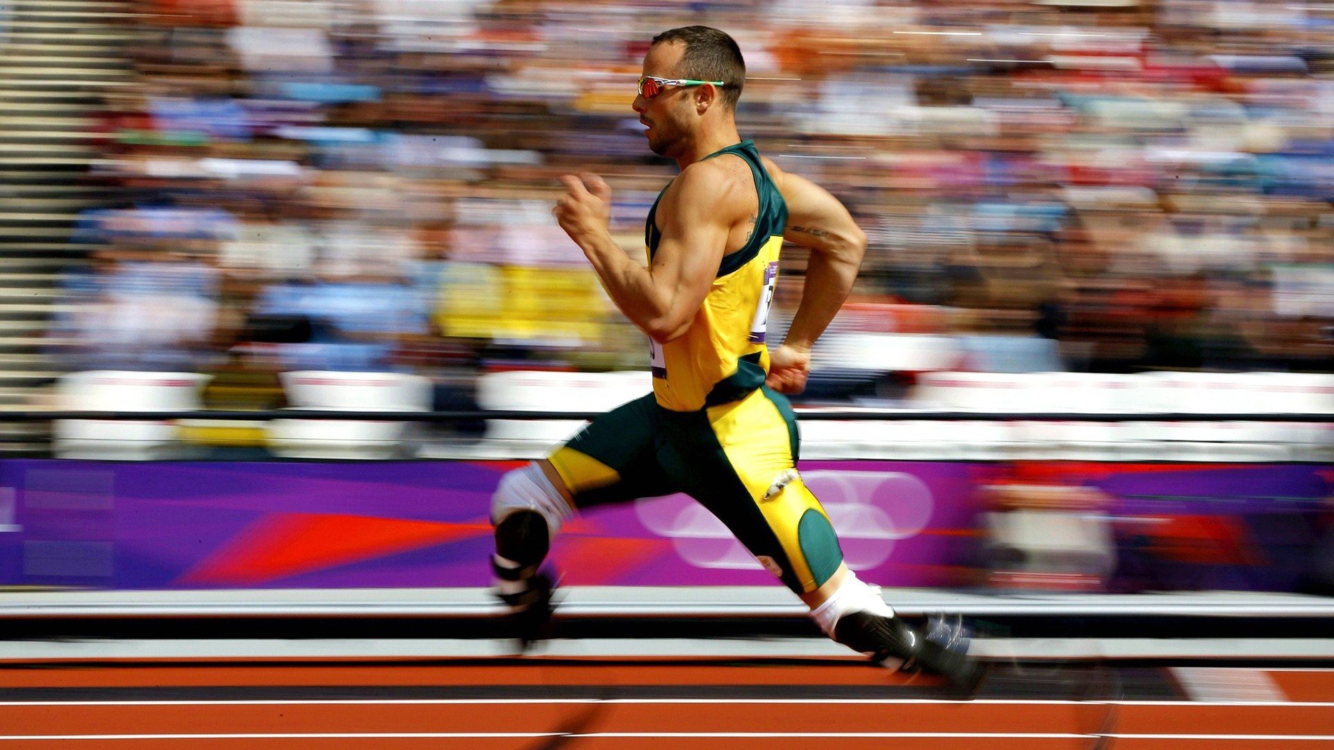 爱游戏娱乐网址-精彩瞬间：比赛中的经典瞬间回顾！，比赛精彩片段